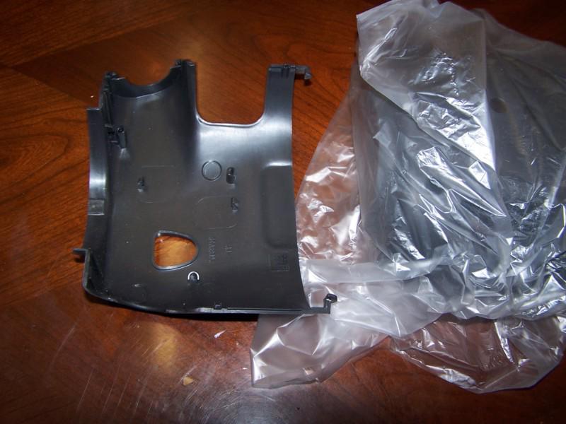 Buy 0407 Silverado Sierra Tahoe Yukon Steering column Cover Kit shroud