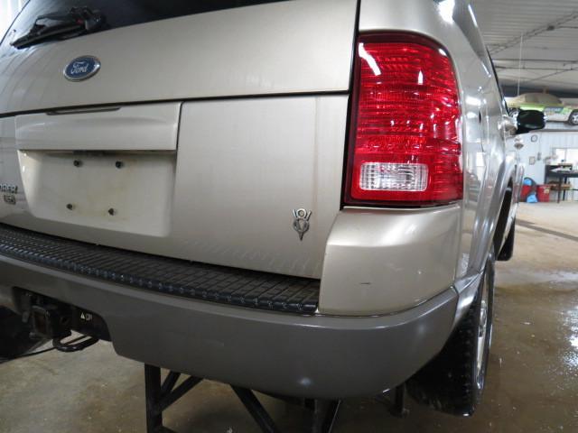 2002 ford explorer tail lamp light right