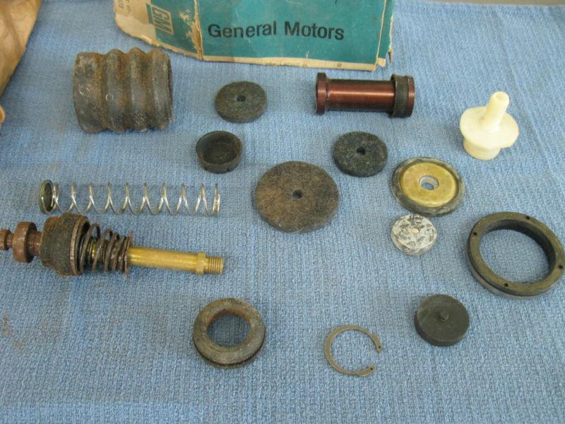 1970'S PONTIAC ALL BRAKE MASTER CYLINDER REPAIR KIT NOS 913, US $29.99, image 2
