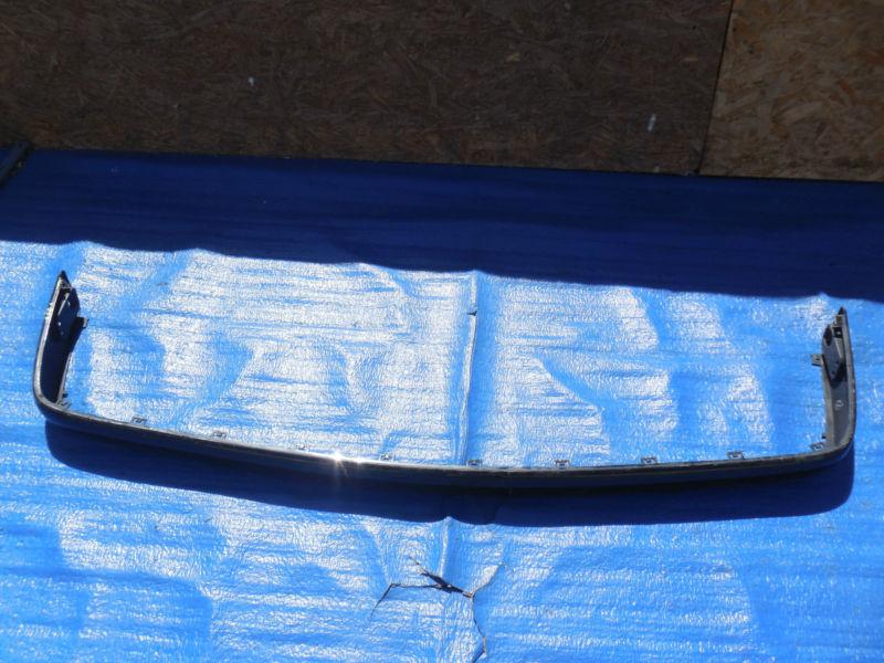96 97 98 99 mercedes e class bumper impact strip trim molding moulding 9