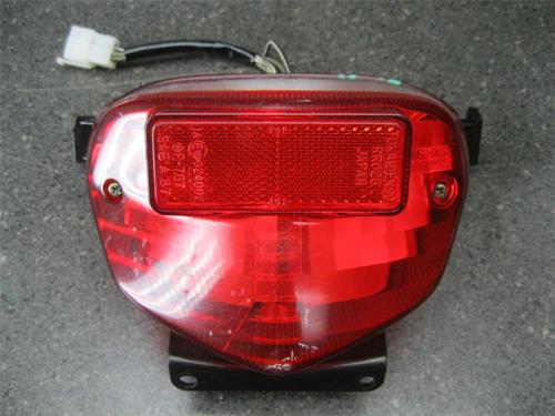 02 suzuki gsxr gsx-r 600 tail light 27s