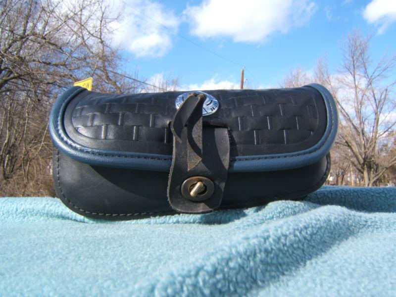 Buy HARLEY DAVIDSON HERITAGE SPRINGER FLSTS WINDSHIELD BAG in Montville