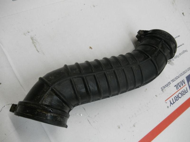 Honda big red 1986  air box to frame boot