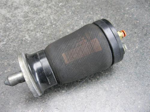 98 harley flhtp air seat cushion 83d