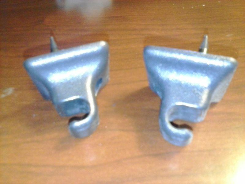 Find Ford Mustang Sun Visor Clips '9404 Black in Dallas, US