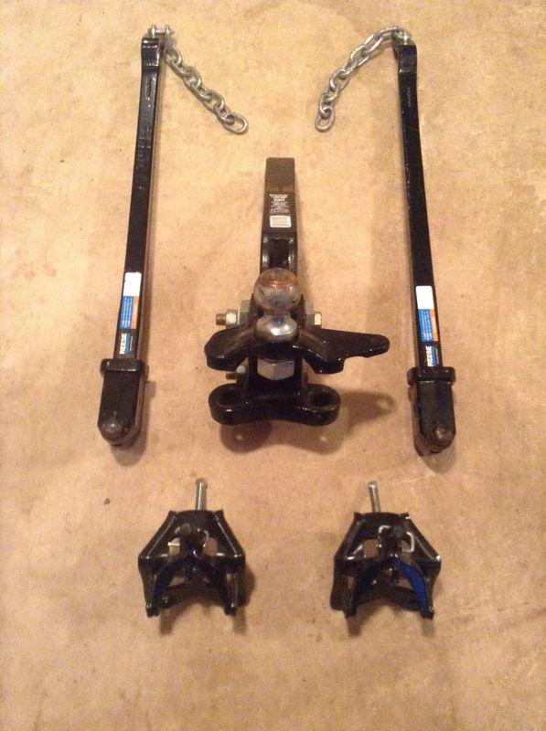 Find REESE 1200 TRUNNION BAR WEIGHT DISTRIBUTION KIT & FRICTION SWAY