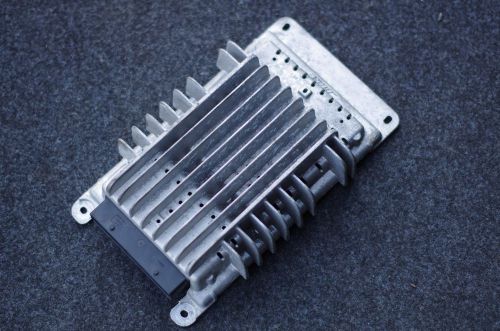 Audi a3 mk2 8p bose soundsystem amplifier 8p3035223