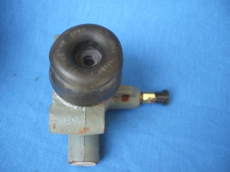 NOS CLUTCH SLAVE CYLINDER,LOCKHEED 651502 L086 MADE IN FRANCE , US $65.00, image 5
