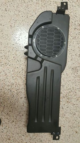 2015 dodge ram 1500 2500 oem rear speaker subwoofer enclosure assembly