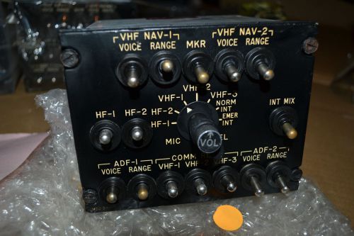Gables g-1169 aircraft vhf communication control panel