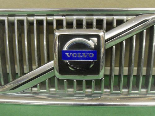 2000 2001 2002 volvo s40 front grille oem part 30803302