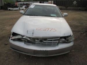 98 99 00 01 02 03 04 seville r. rear side door 948862