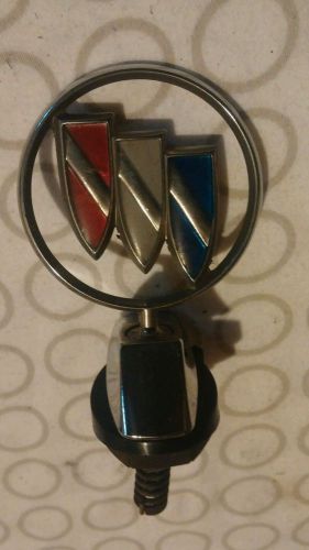 1989 - 96 buick hood ornament w/base gm oem emblem badge