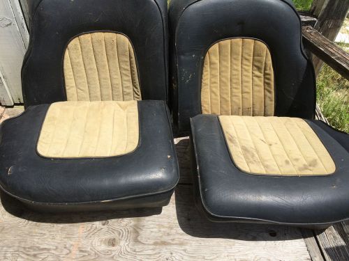 Rover 2000, 2000tc  seats front and rear with good reclining mechanisms