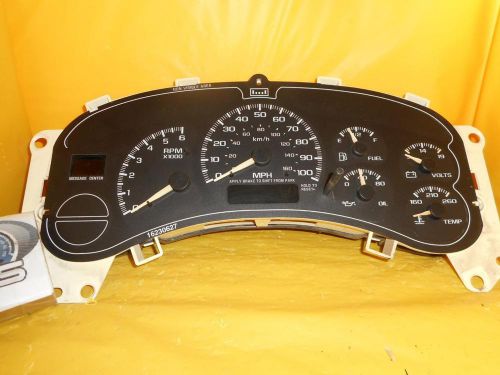 00 01 02 slverado sierra suburban yukon speedometer instrument cluster 120,831