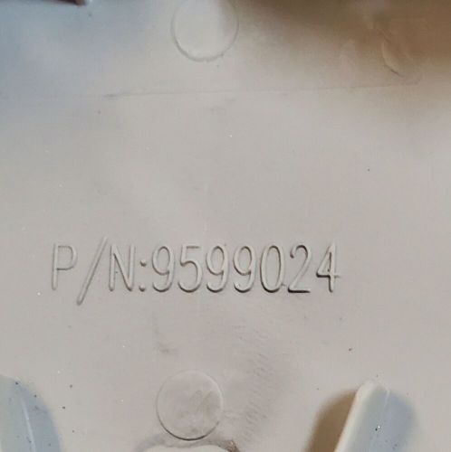 CADILLAC SRX FACTORY ORIGINAL 2010-2016 OEM WHEEL CENTER CAP HUBCAP 9599024 4664, US $7.99, image 2