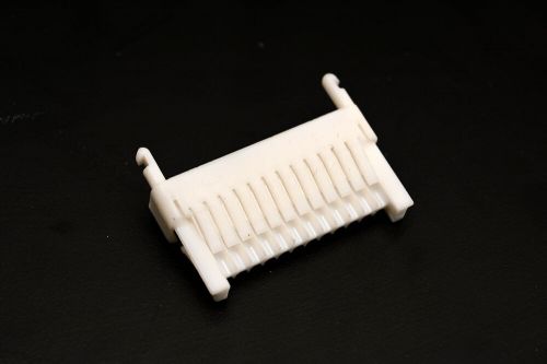 Aftermarket 515175801 female 24 circuit housing nos