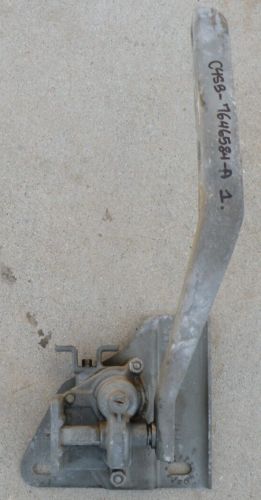 THUNDERBIRD FORD CONVERTIBLE BRACKET FLIP LIP GEAR HOUSING RIGHT 1964-1966 OEM, US $300.00, image 3