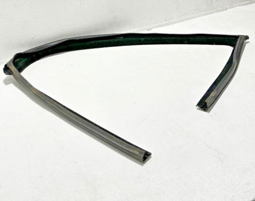 OEM MERCEDES S600 W221 2007-2013 FRONT DRIVER WINDOW RUN CHANNEL GASKET SEAL, US $57.99, image 3