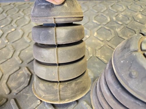 1990-1997 Lexus LX450 Toyota Land Cruiser FZJ80 REAR COIL SPRING INSULATORS Bump, US $60.00, image 5