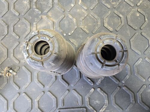 1990-1997 Lexus LX450 Toyota Land Cruiser FZJ80 REAR COIL SPRING INSULATORS Bump, US $60.00, image 6