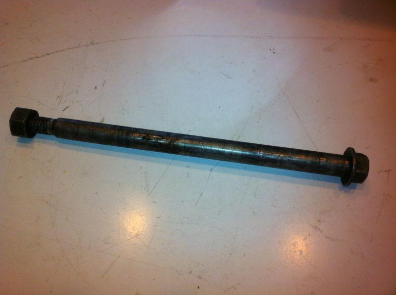 Sportster rear axle