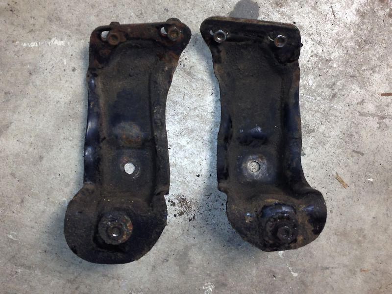 67-72 Chevy GMC trucks - Small block V8 engine mount brackets, US $25.00, image 2