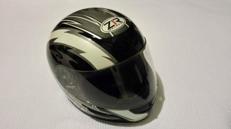 Z1r motorcycle helmet small used