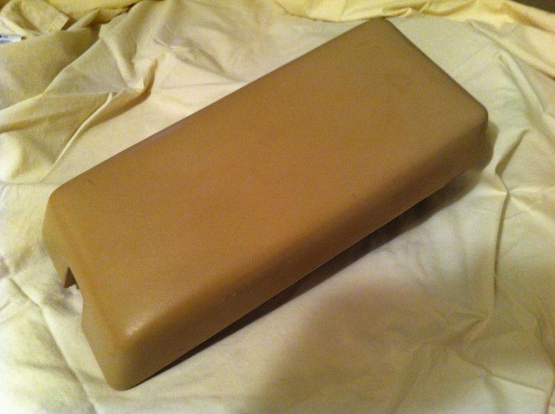 Jeep wagoneer cherokee center console lid pad top hinge armrest tan interior
