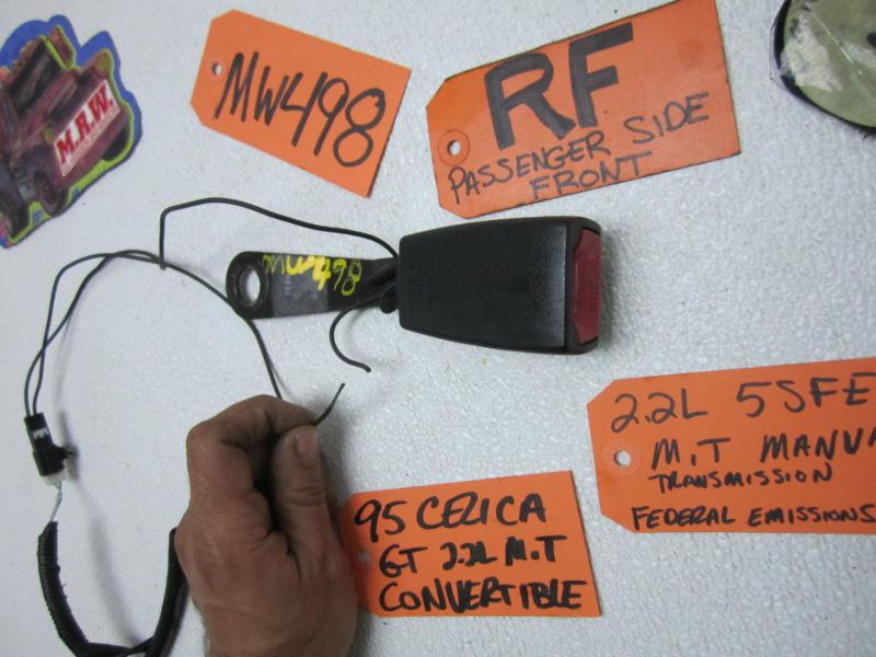 95 CELICA CONVERTIBLE LEFT RIGHT FRONT SEATBELT SEAT BELT BUCKLE 94 96 97 98 99 , US $14.96, image 2