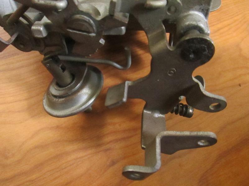 HOLLEY SINGLE BARREL CARBURETOR FOMOCO MISSING LINKAGE SELLING AS PARTS ONLY, US $25.00, image 7