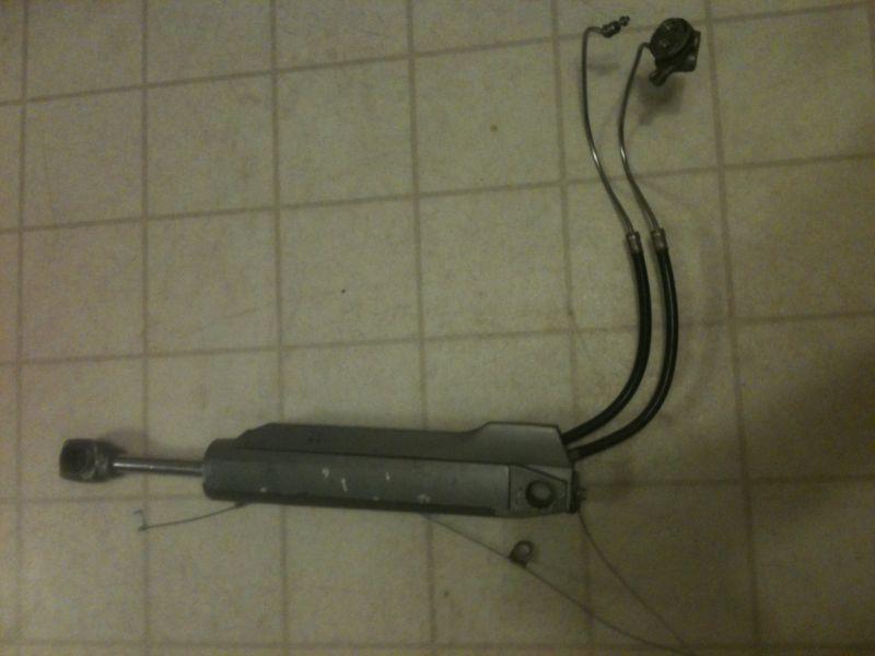 Omc cobra tilt and trim cylinders
