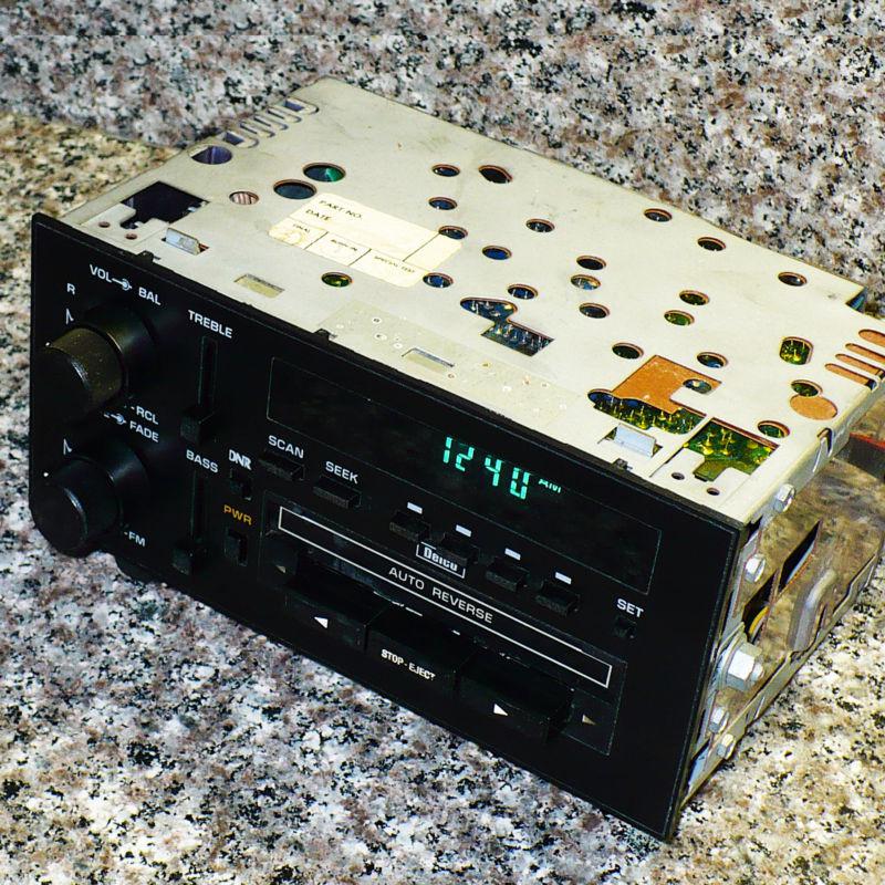 Find DELCO RADIO CASSETTE PLAYER 16075051 OEM GM AM/FM ST AUTO REVERSE