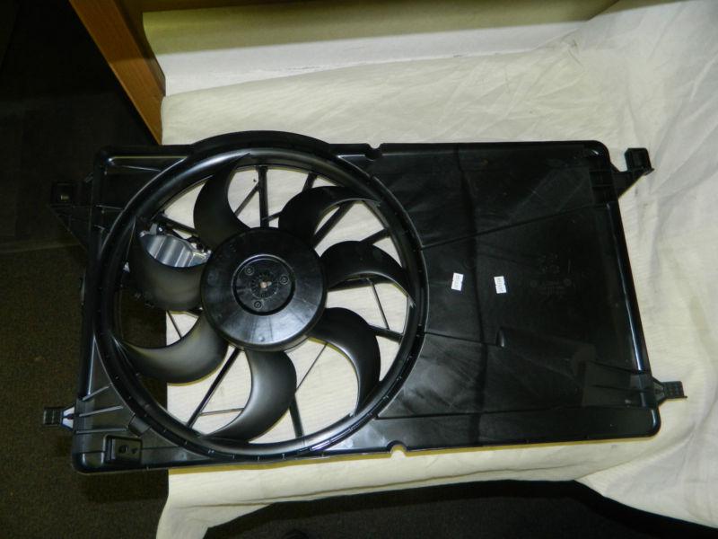 Find NEW OEM 20042009 MAZDA 3 ELECTRIC COOLING FAN ASSEMBLY in