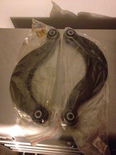 Oem rear upper control / camber arms for 2010-2012 mazda 3