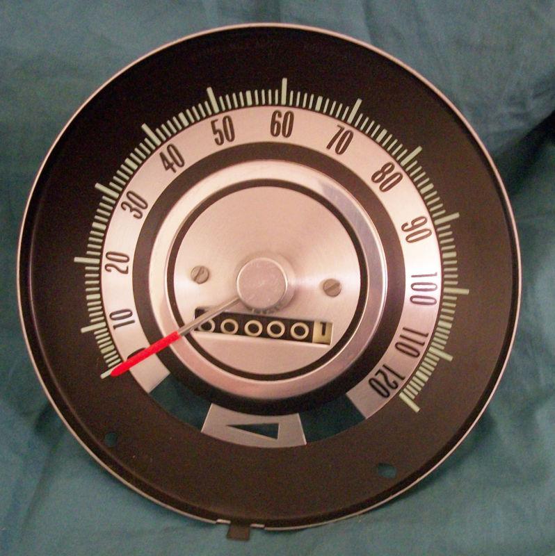 1968 camaro speedometer great shape 