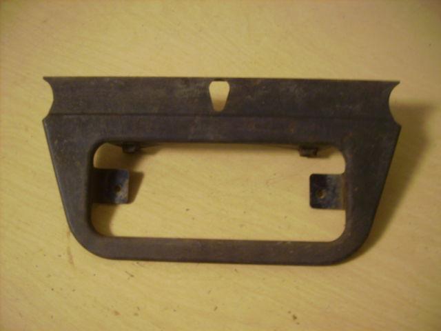 Honda 1982 atc200 atv tail light bracket mount 185 200 cc taillight tailight bin