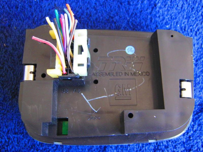 Sell HEADLIGHT SWITCH 2001 CADILLAC DEVILLE DTS 25680177 in Imperial