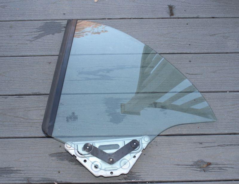   bmw e46 convertible left rear window  