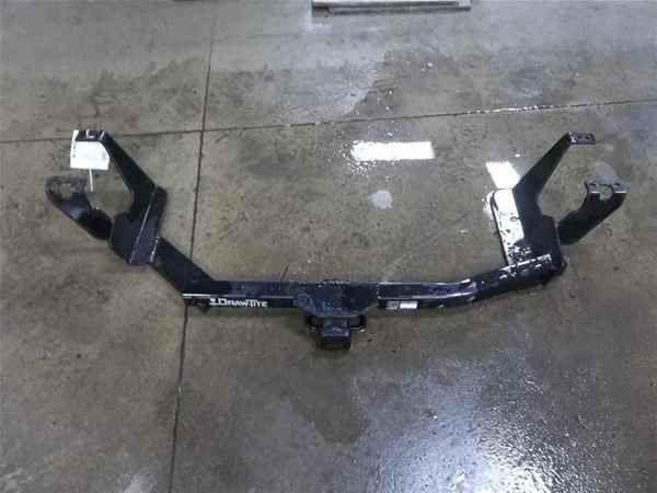 Draw tite class 2 trailer hitch for 05 06 07 caravan town & country
