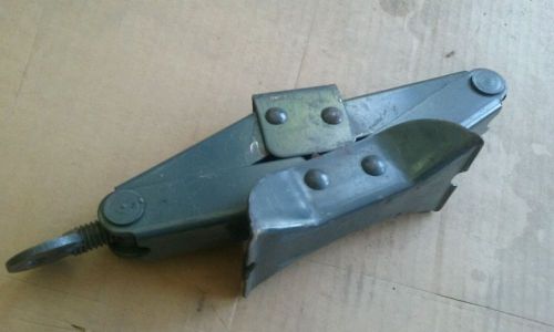 Triumph tr6 - original jack