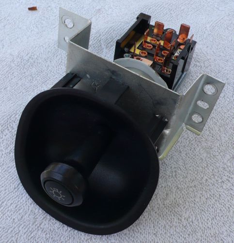 Headlamp/light switch for 1995-99 dodge/plymouth neon