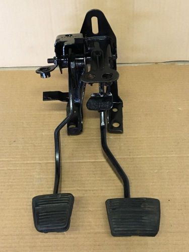 Camaro firebird t5 clutch pedal assembly brake 82 92 trans am