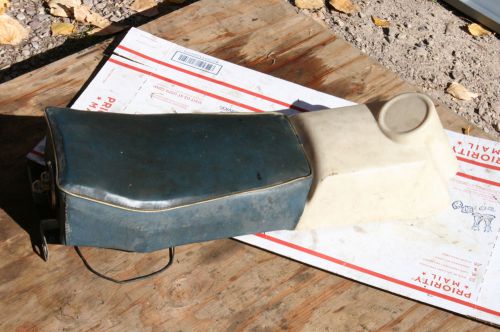 Snowmobile vintage seat