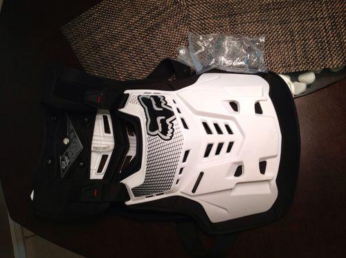 Fox chest protector size l