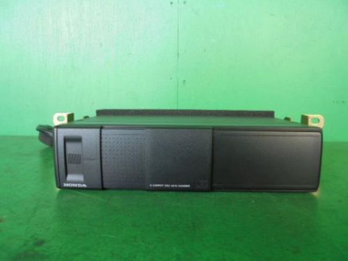 Honda fit 2003 cd changer [0261250]