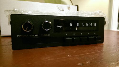 Nos jeep am radio-rare