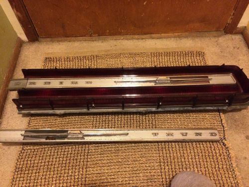 Ford thunderbird passengers tail light assembly &amp; drivers side chrome
