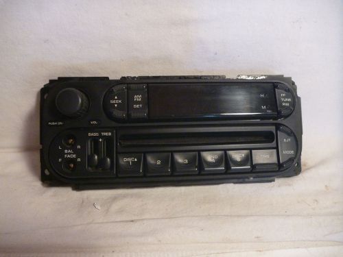 02-06 dodge caravan durango ram radio cd face plate  p05064354aj sz788