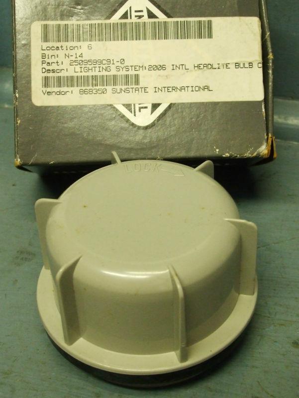 Sell BULB COVER, HEADLIGHT 2509599C910 in Lakeland, Florida, US, for